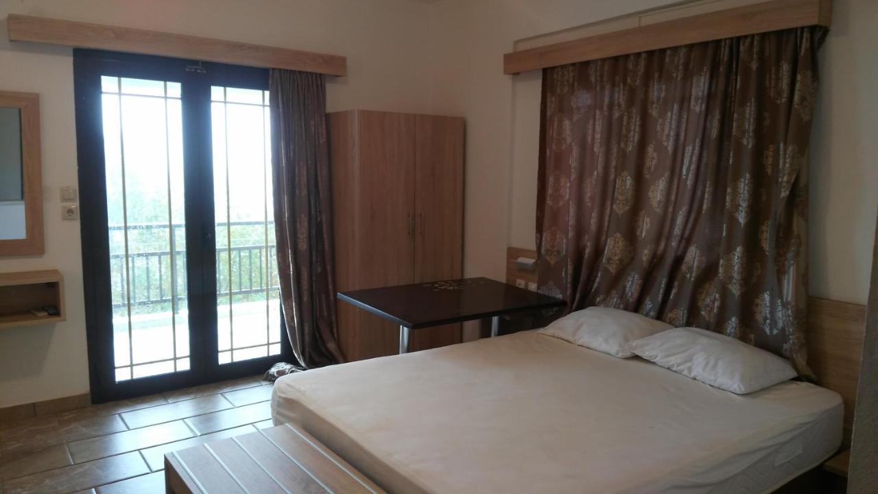 Psarou Apartments Paralía Skotínis Zewnętrze zdjęcie