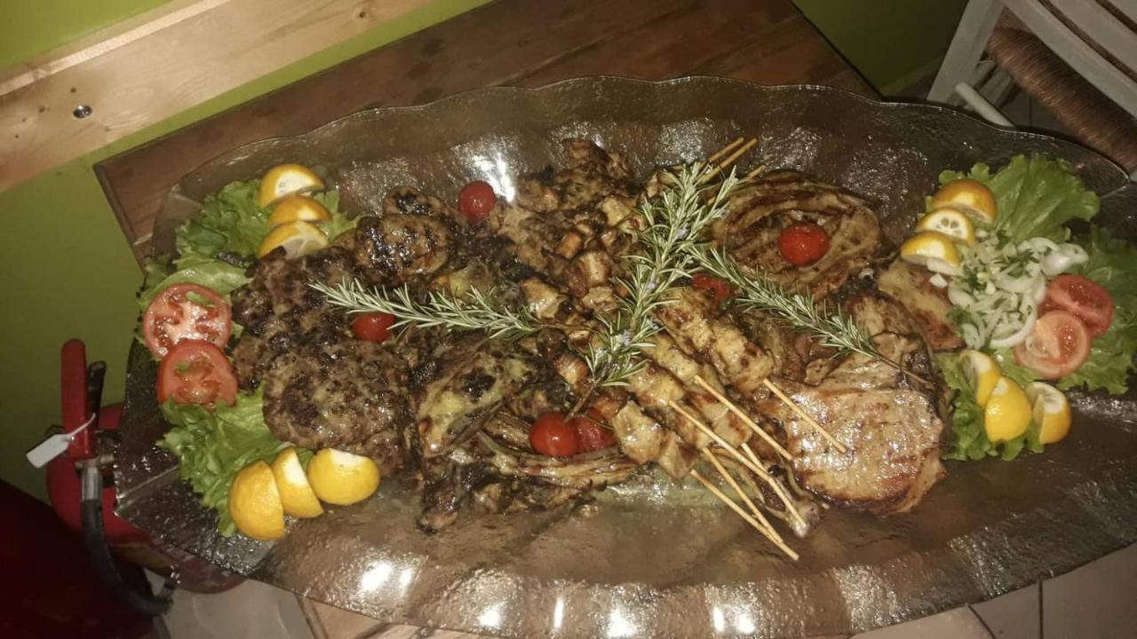 Psarou Apartments Paralía Skotínis Zewnętrze zdjęcie